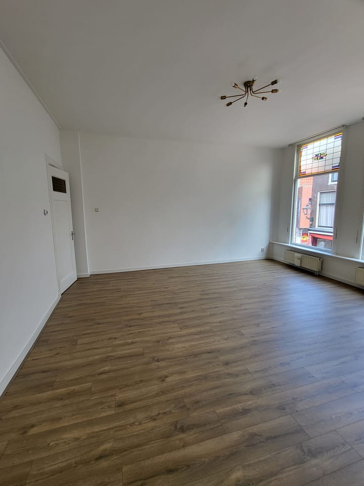 Photo 5 of Haarlemmerstraat 93