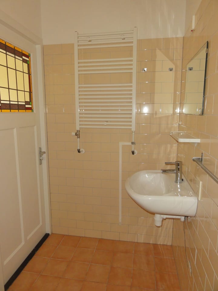 Photo 13 of Haarlemmerstraat 93