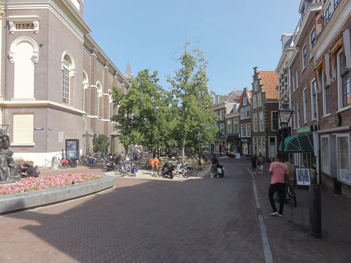 Photo 22 of Haarlemmerstraat 93