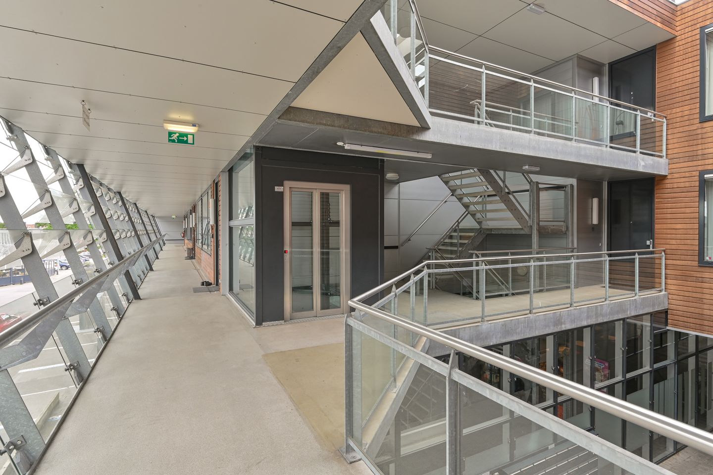 Foto 20 van Van Echtenskanaal NZ 609