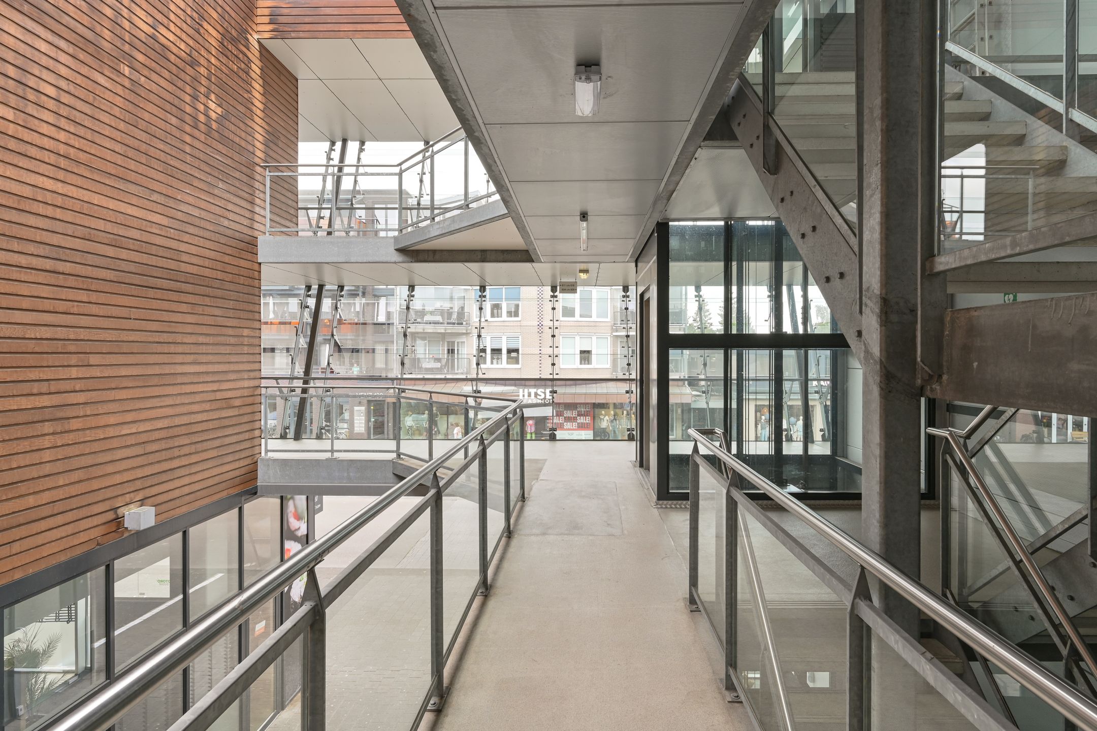 Foto 21 van Van Echtenskanaal NZ 609