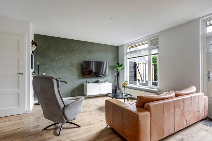 Foto 7 van Dr. Joop den Uylsingel 105