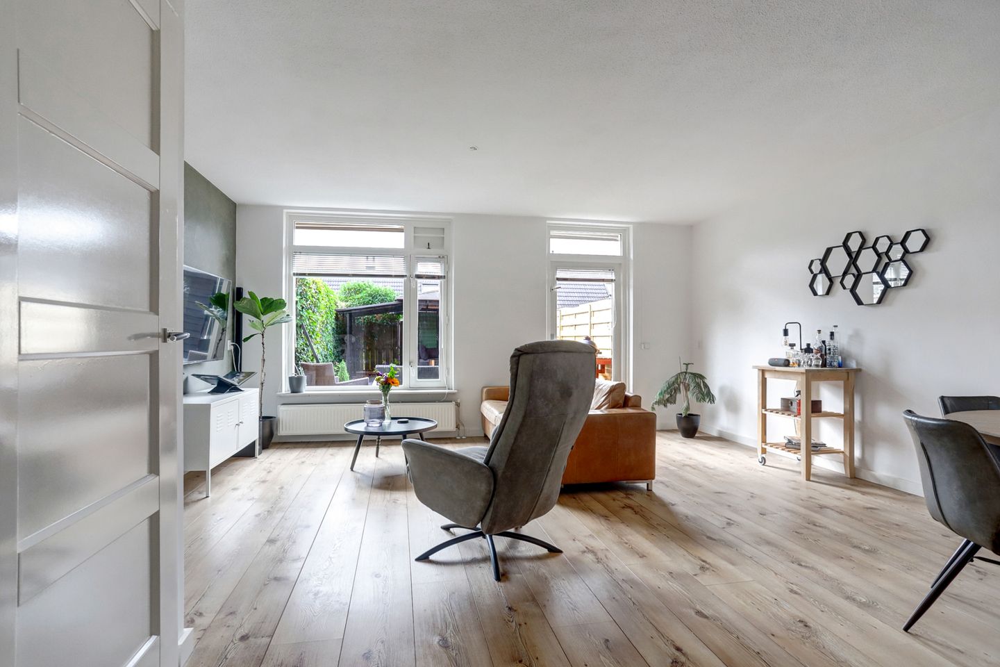 Foto 10 van Dr. Joop den Uylsingel 105