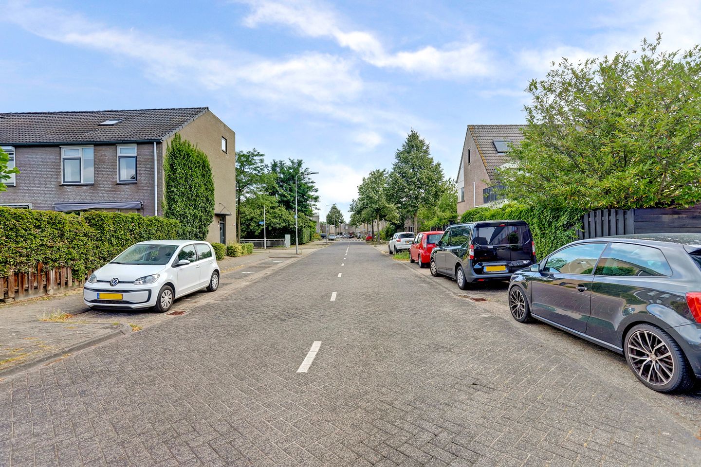 Foto 49 van Dr. Joop den Uylsingel 105