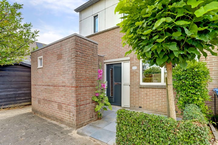 Foto 52 van Dr. Joop den Uylsingel 105