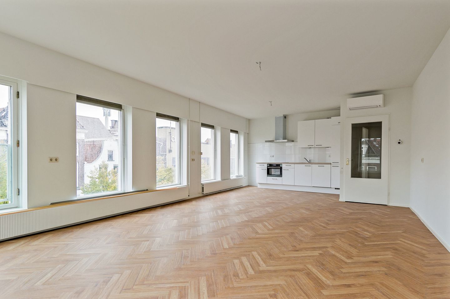 Photo 5 of Leeuwenburg 23