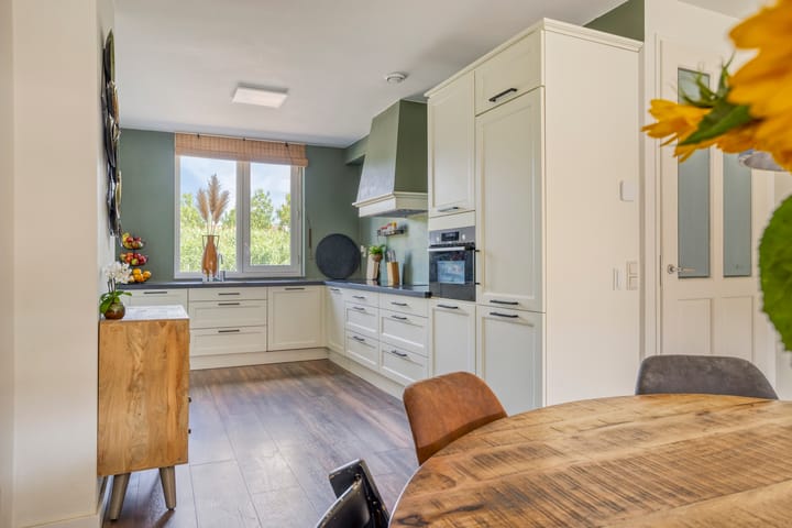 Foto 7 van Aart van der Leeuwlaan 22