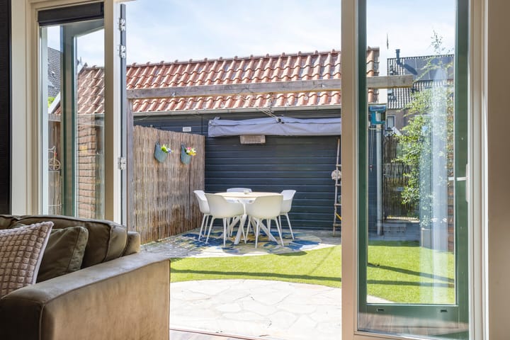 Foto 30 van Aart van der Leeuwlaan 22