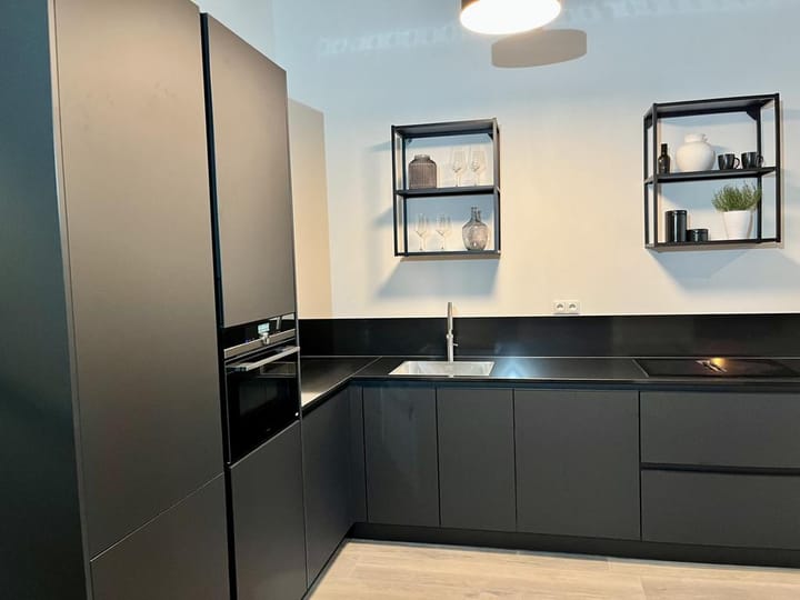 Foto 6 van Surinamepad 136