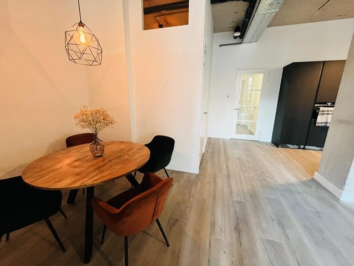 Foto 9 van Surinamepad 136