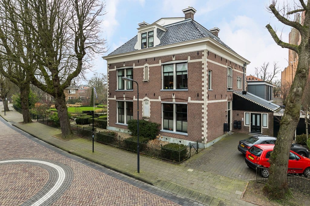 Photo 2 of Stationsstraat 5-A