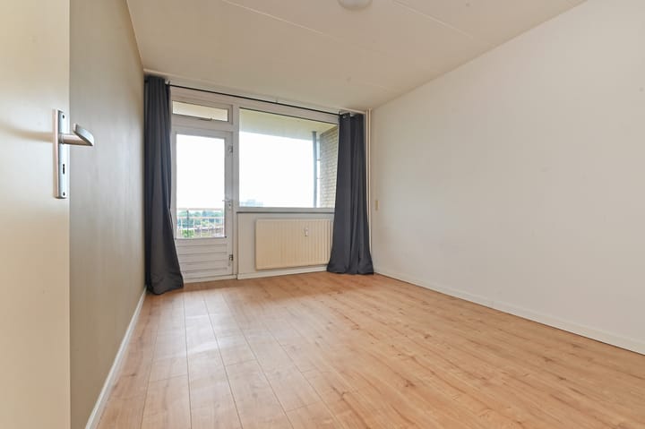 Photo 16 of Dunantstraat 1083