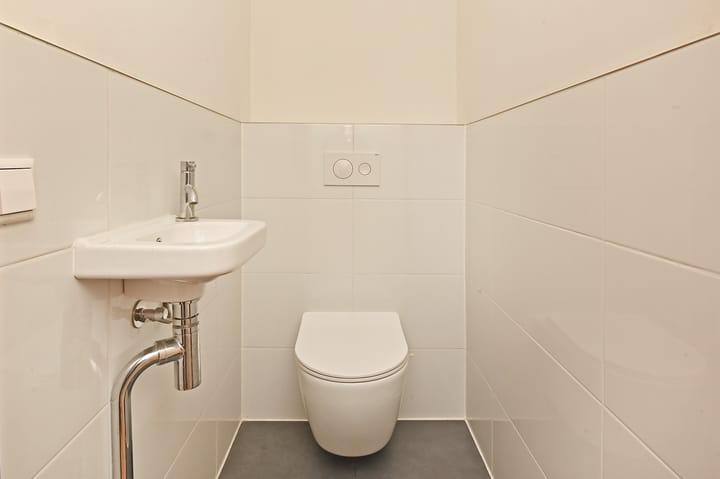 Photo 22 of Dunantstraat 1083