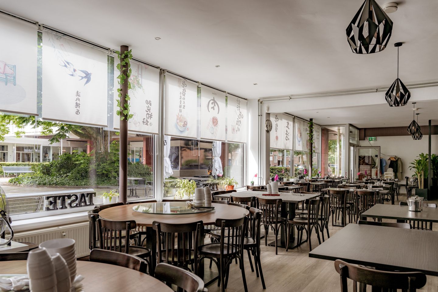 Bekijk foto 4 van Kastelenstraat 110