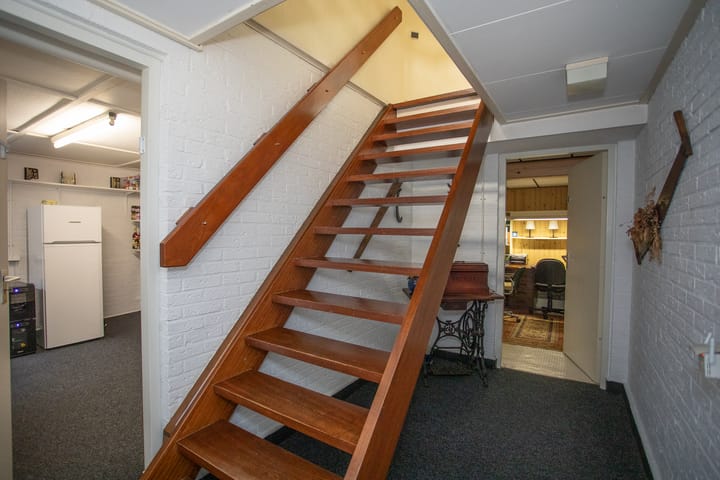 Photo 76 of De Wingerd 9