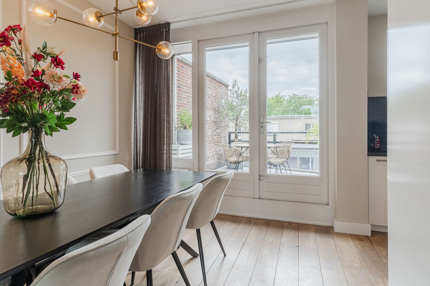 Photo 4 of Johanna van Gulikstraat 21