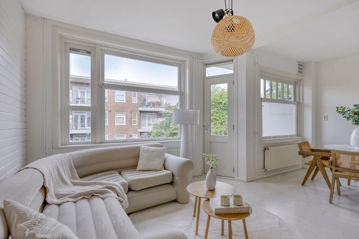 Foto 4 van Trouringhstraat 10-2