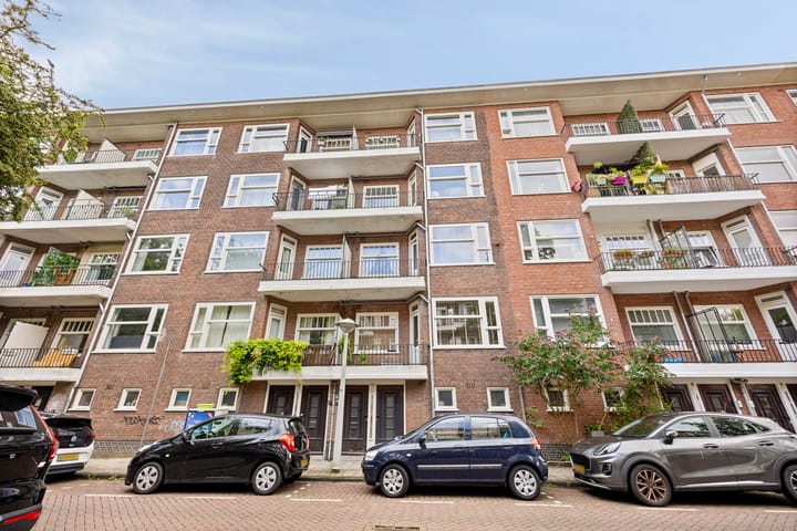 Foto 18 van Trouringhstraat 10-2