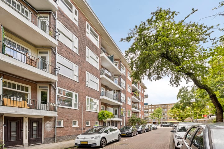 Foto 19 van Trouringhstraat 10-2