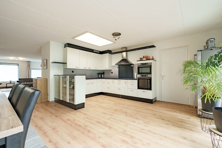 Foto 9 van Felix Timmermanshove 32