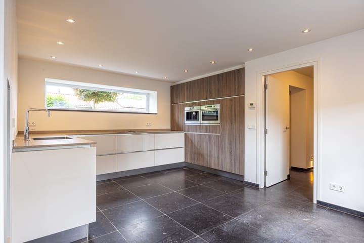 Foto 13 van Hegge 146-A