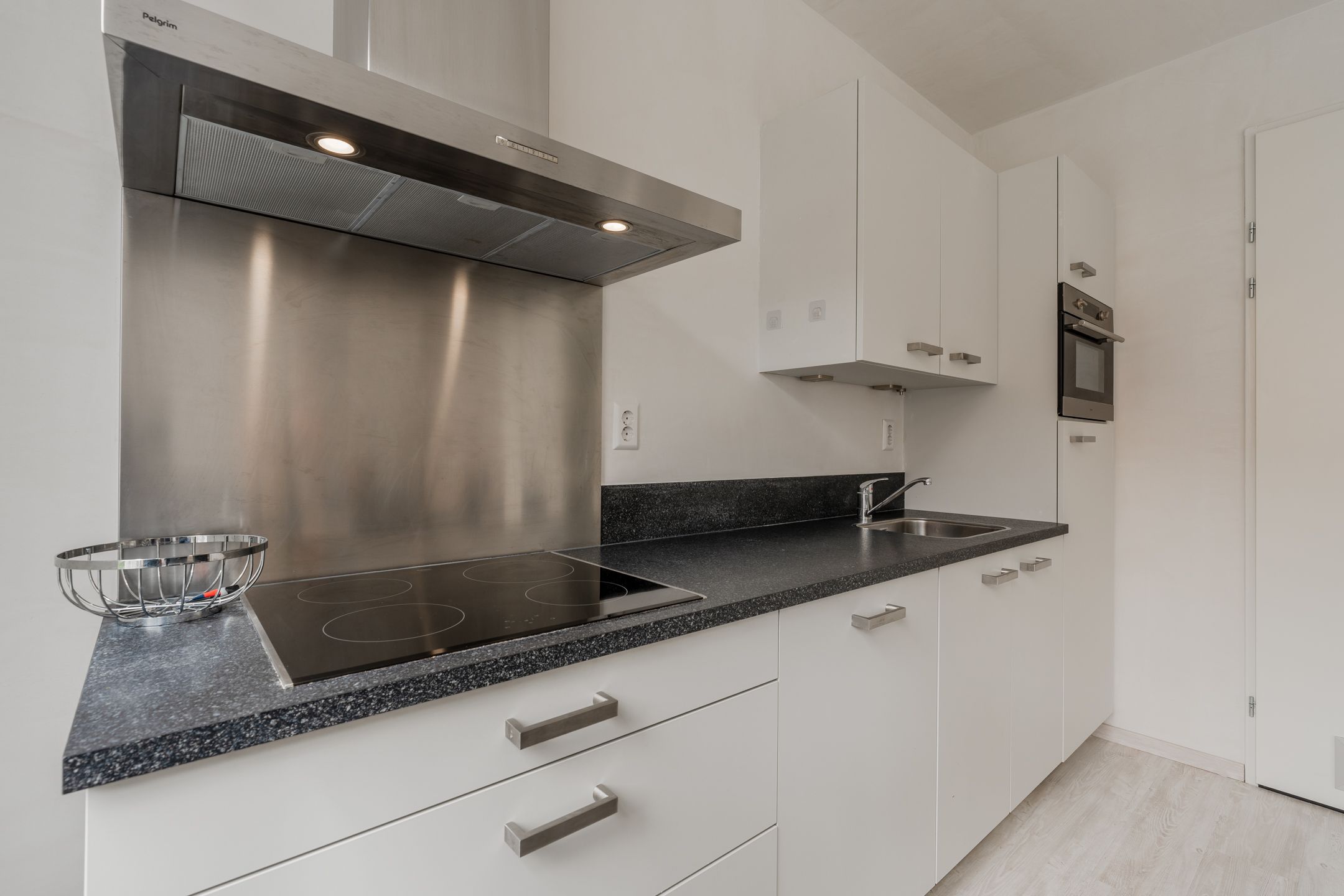 Foto 3 van Bart van der Leckhof 24