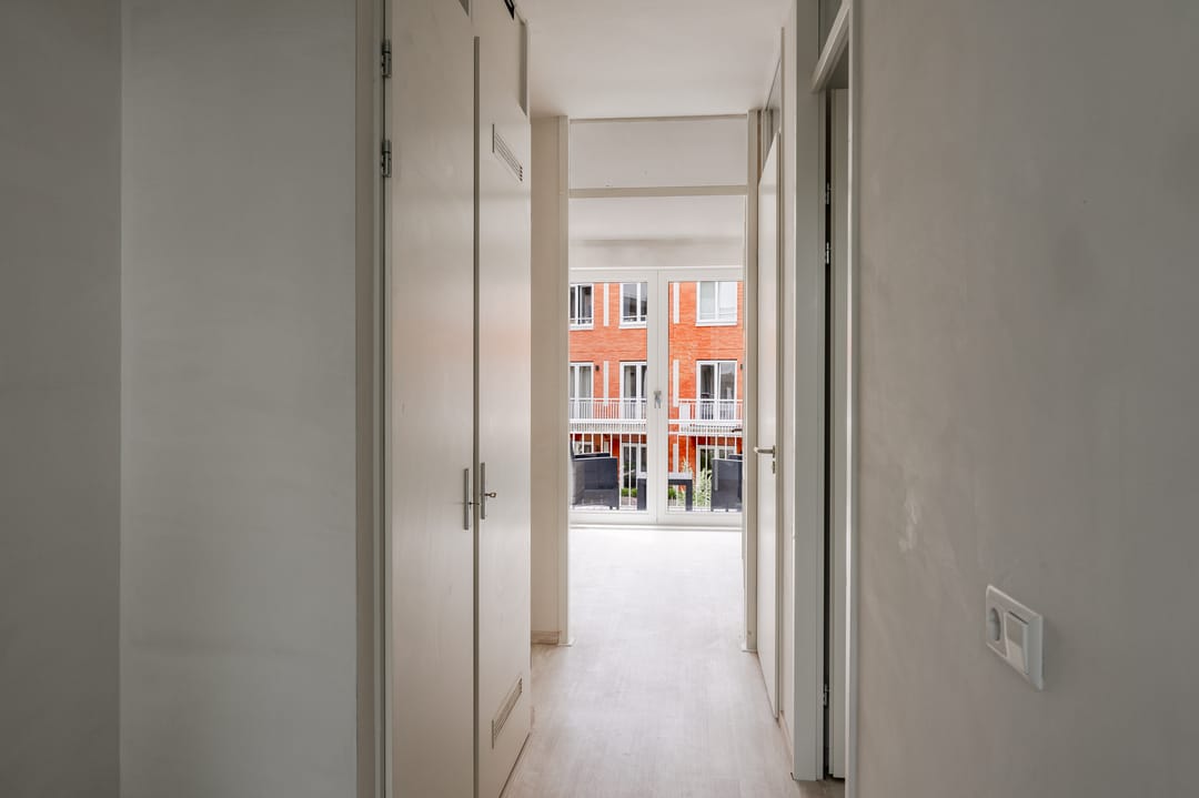 Foto 7 van Bart van der Leckhof 24