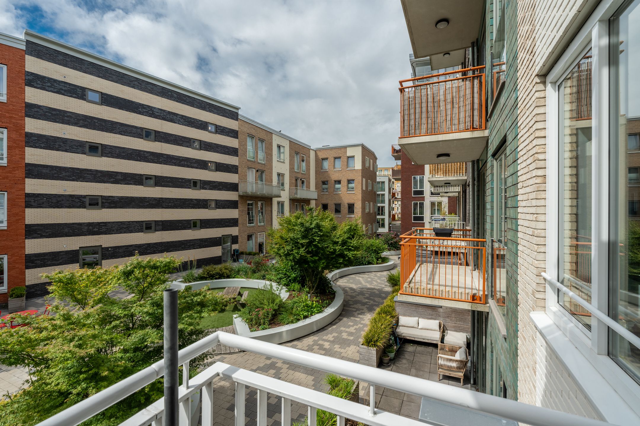 Foto 21 van Bart van der Leckhof 24