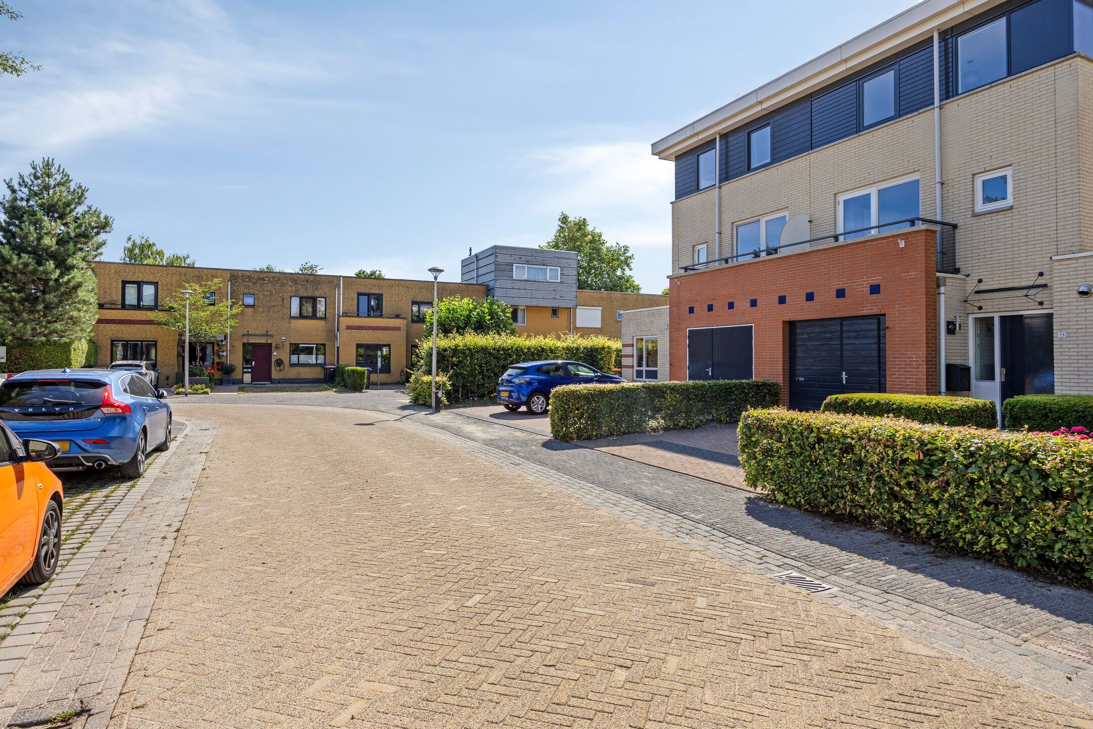 Foto 6 van Smaragd 73