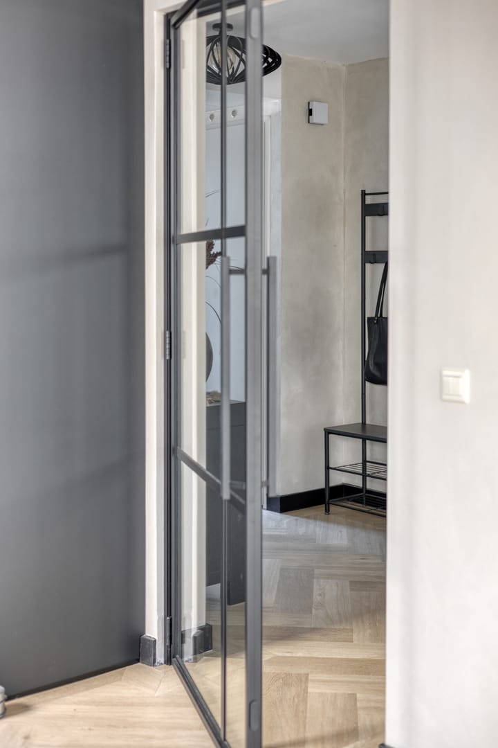 Foto 9 van Smaragd 73