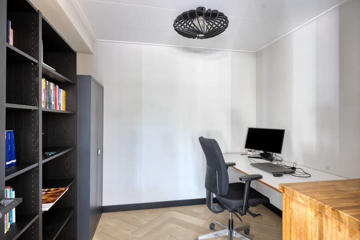 Foto 13 van Smaragd 73