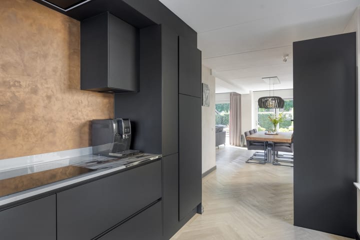 Foto 17 van Smaragd 73