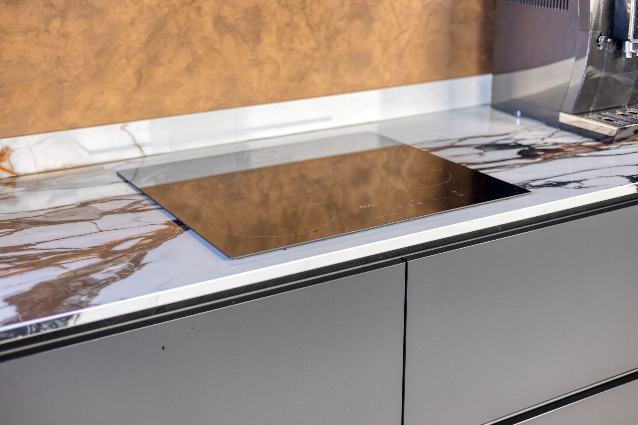 Foto 18 van Smaragd 73