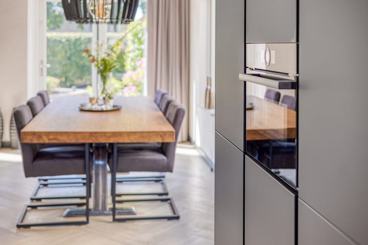 Foto 20 van Smaragd 73