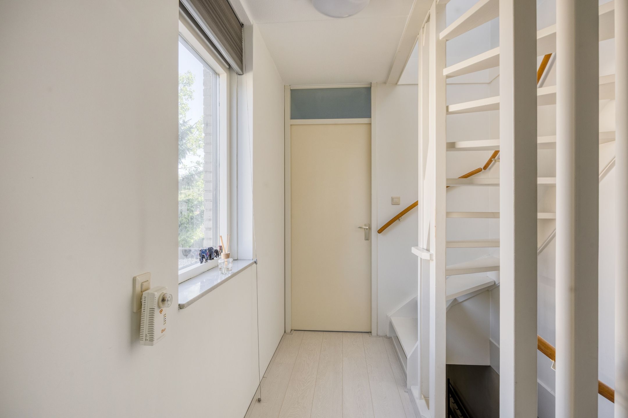 Foto 21 van Smaragd 73