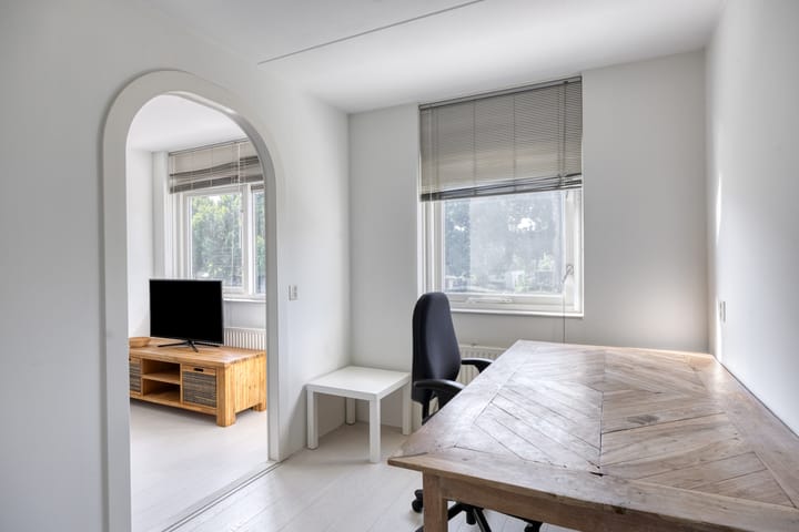 Foto 29 van Smaragd 73