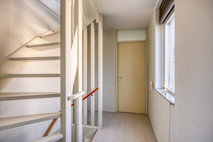 Foto 32 van Smaragd 73