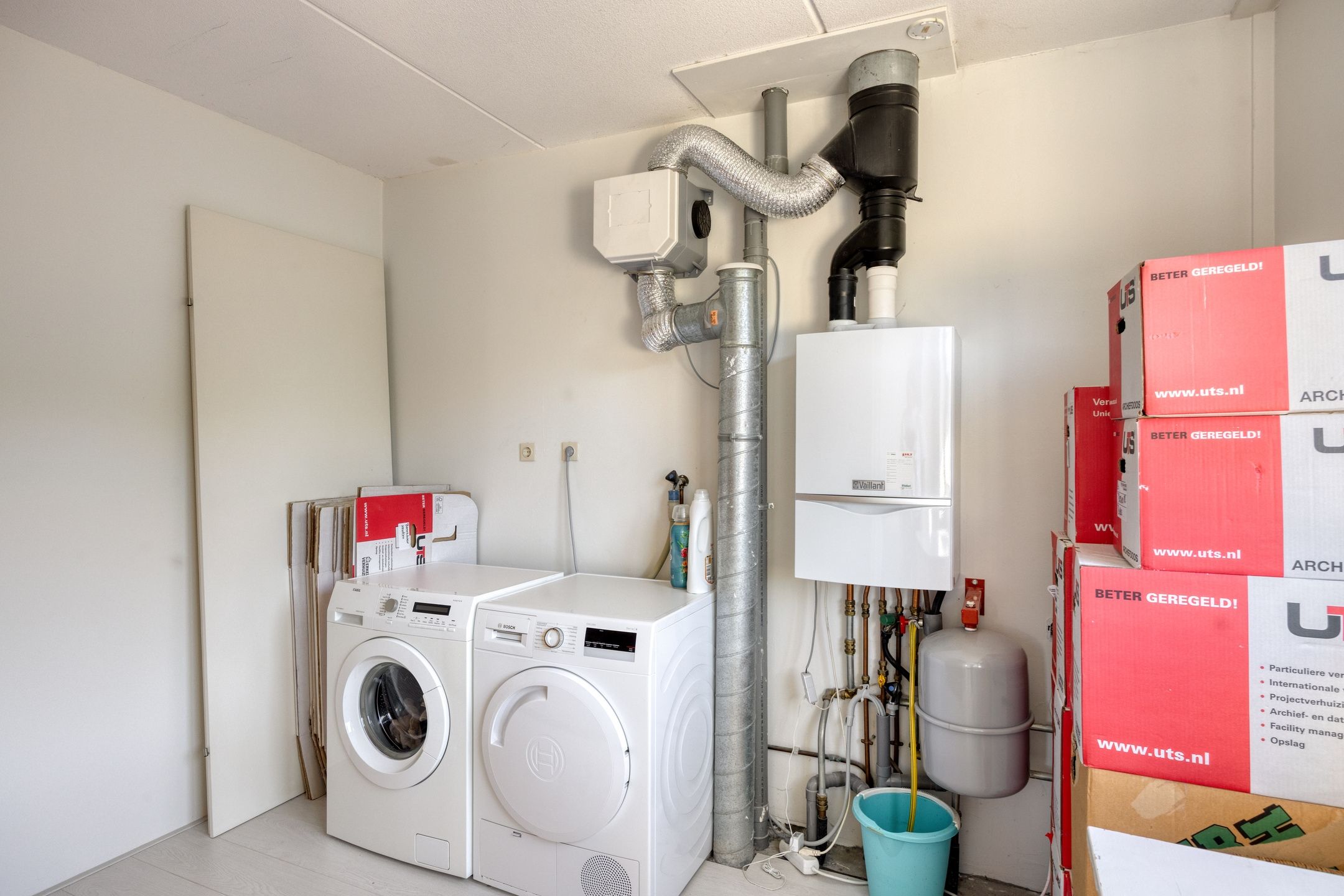 Foto 39 van Smaragd 73