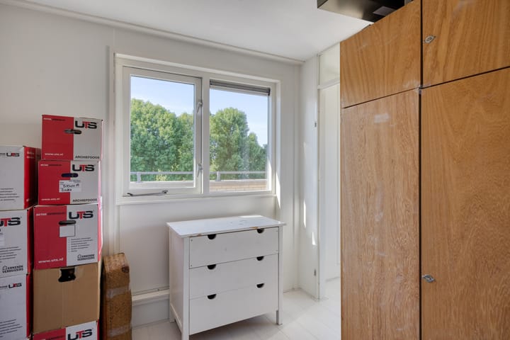 Foto 40 van Smaragd 73