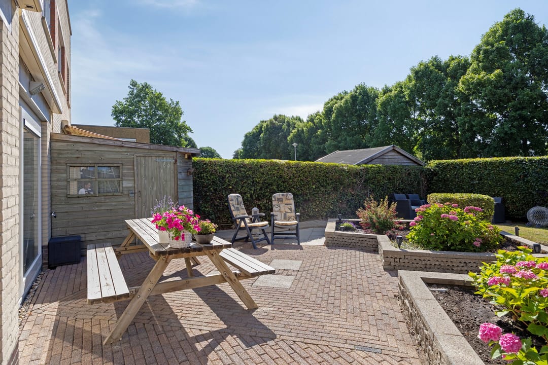 Foto 46 van Smaragd 73