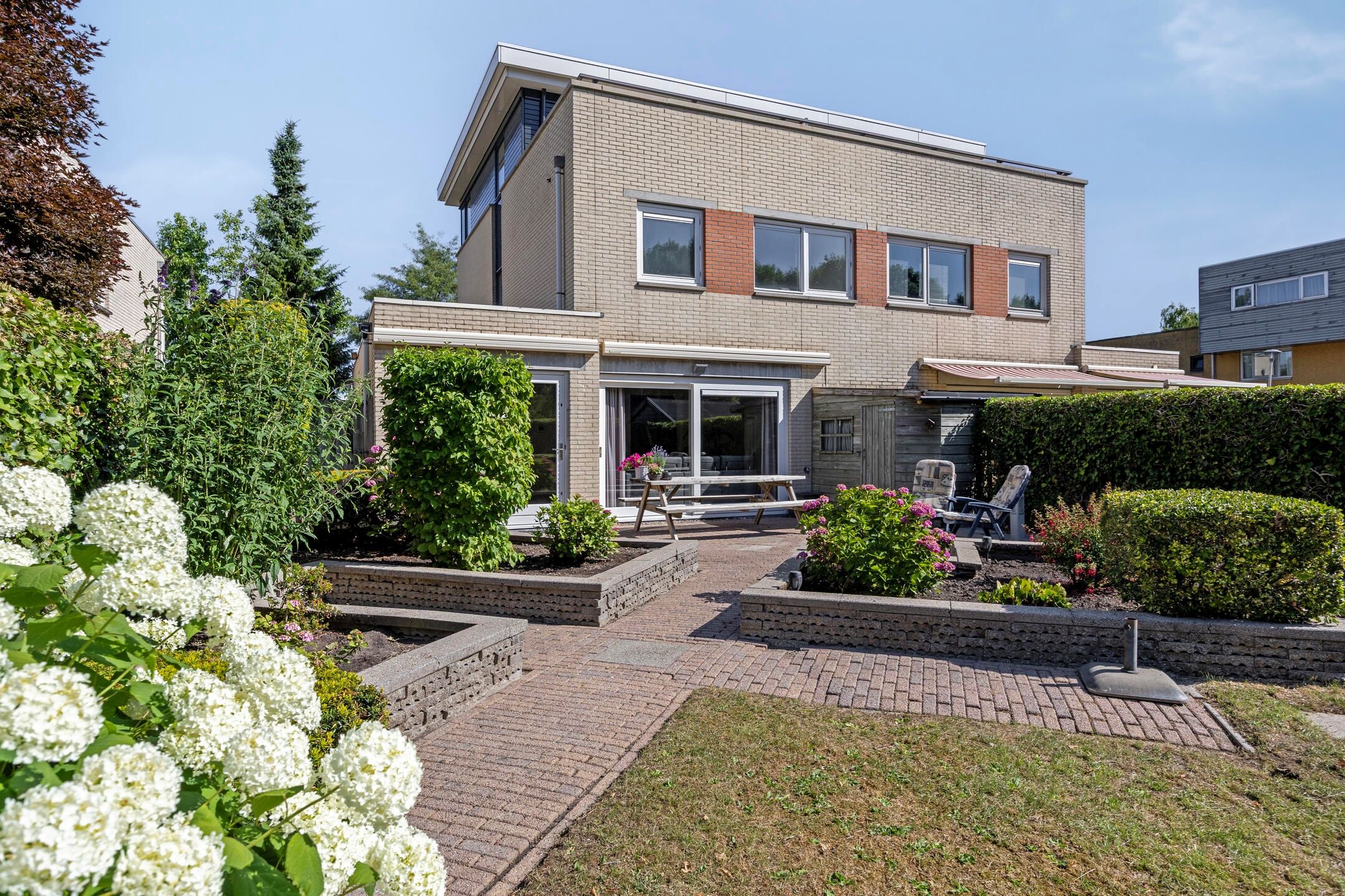 Foto 48 van Smaragd 73