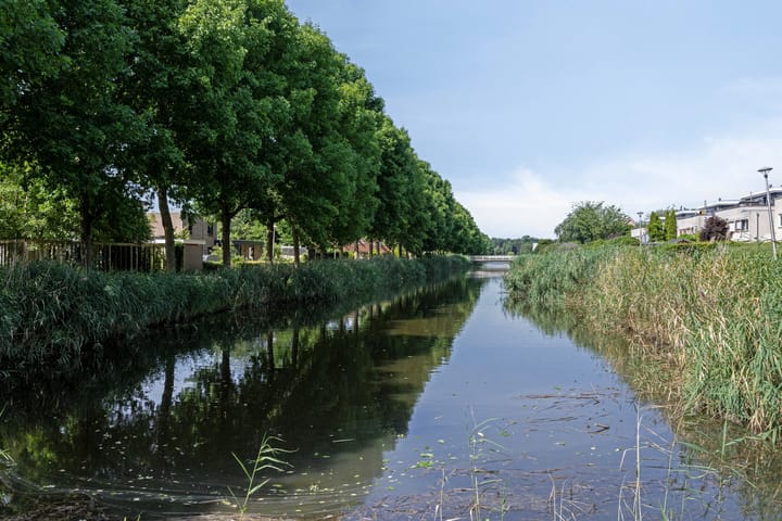 Foto 54 van Smaragd 73