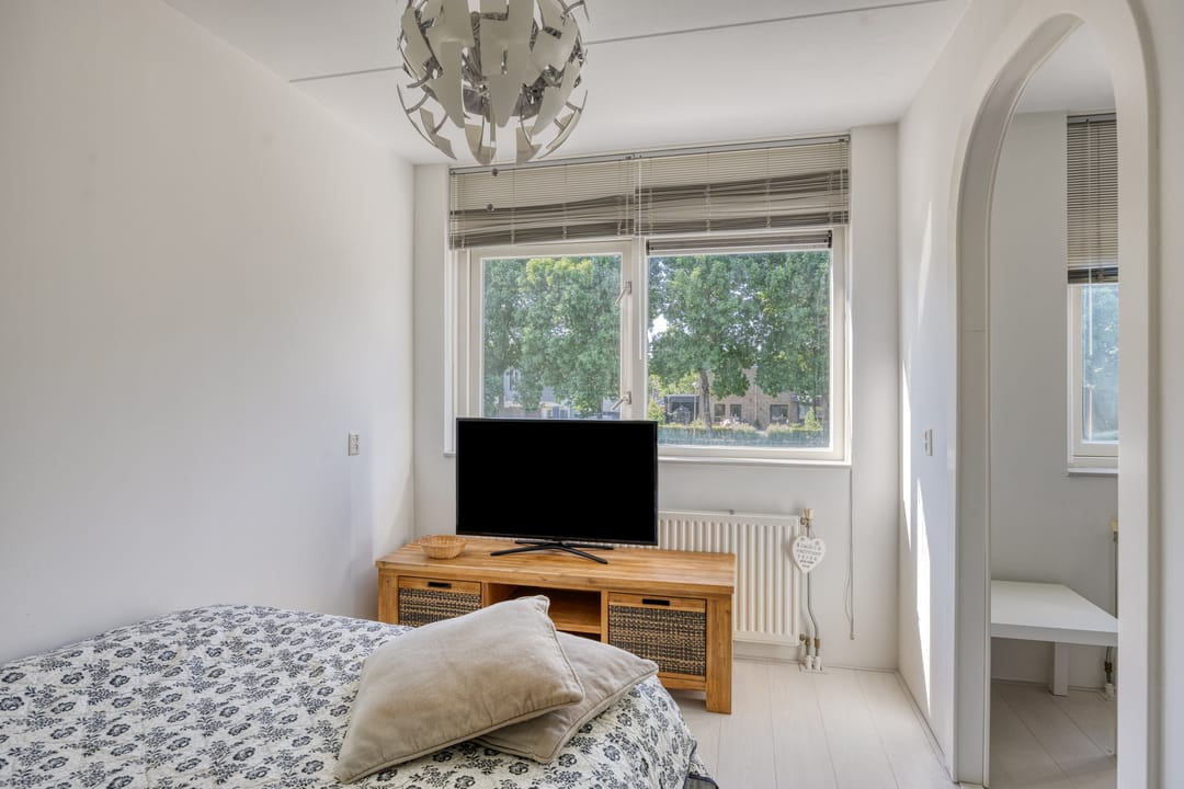 Foto 31 van Smaragd 73