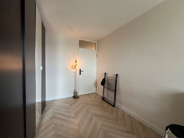 Foto 10 van Gevers Deynootweg 1096-A