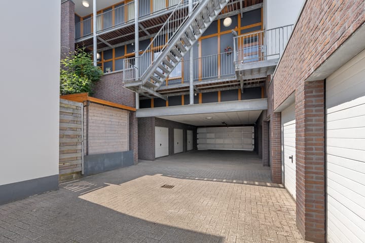 Foto 52 van Burgerhoutsestraat 1-F