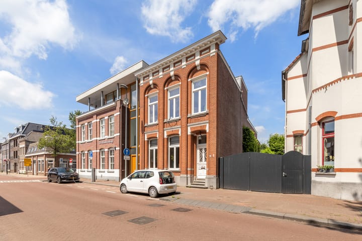 Foto 58 van Burgerhoutsestraat 1-F