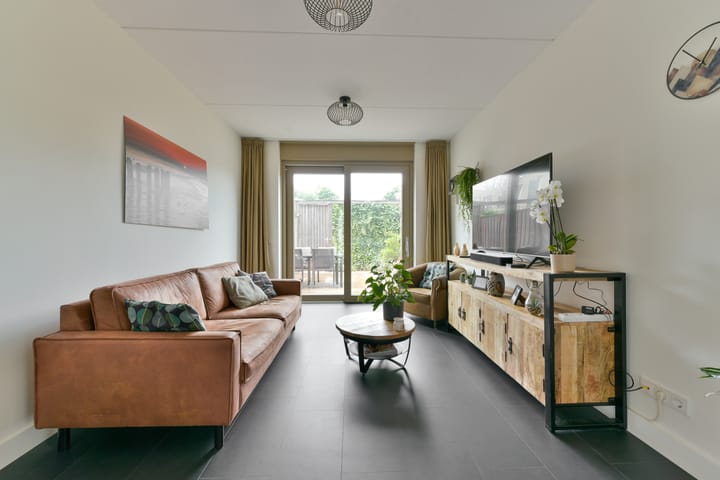 Foto 2 van Larikslaan 3-E