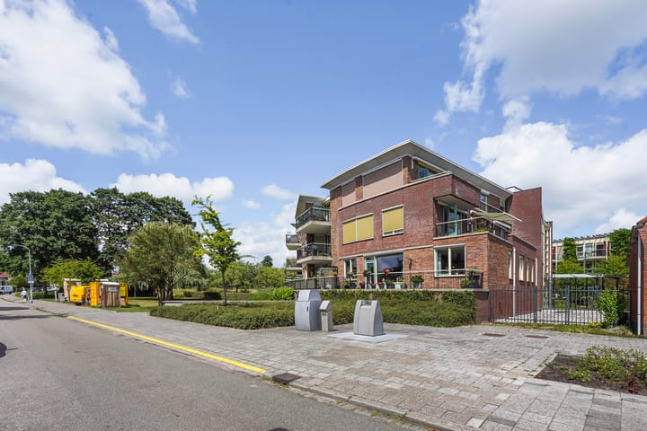 Foto 6 van Meidoornlaan 102