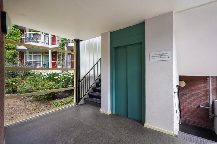 Foto 9 van Meidoornlaan 102