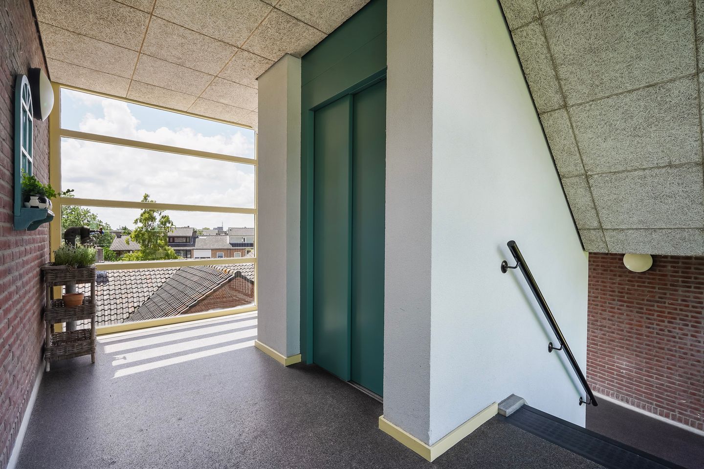 Foto 10 van Meidoornlaan 102